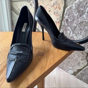 Prada black leather pointed toe high heel pumps Size US 9.5
EU 40.5